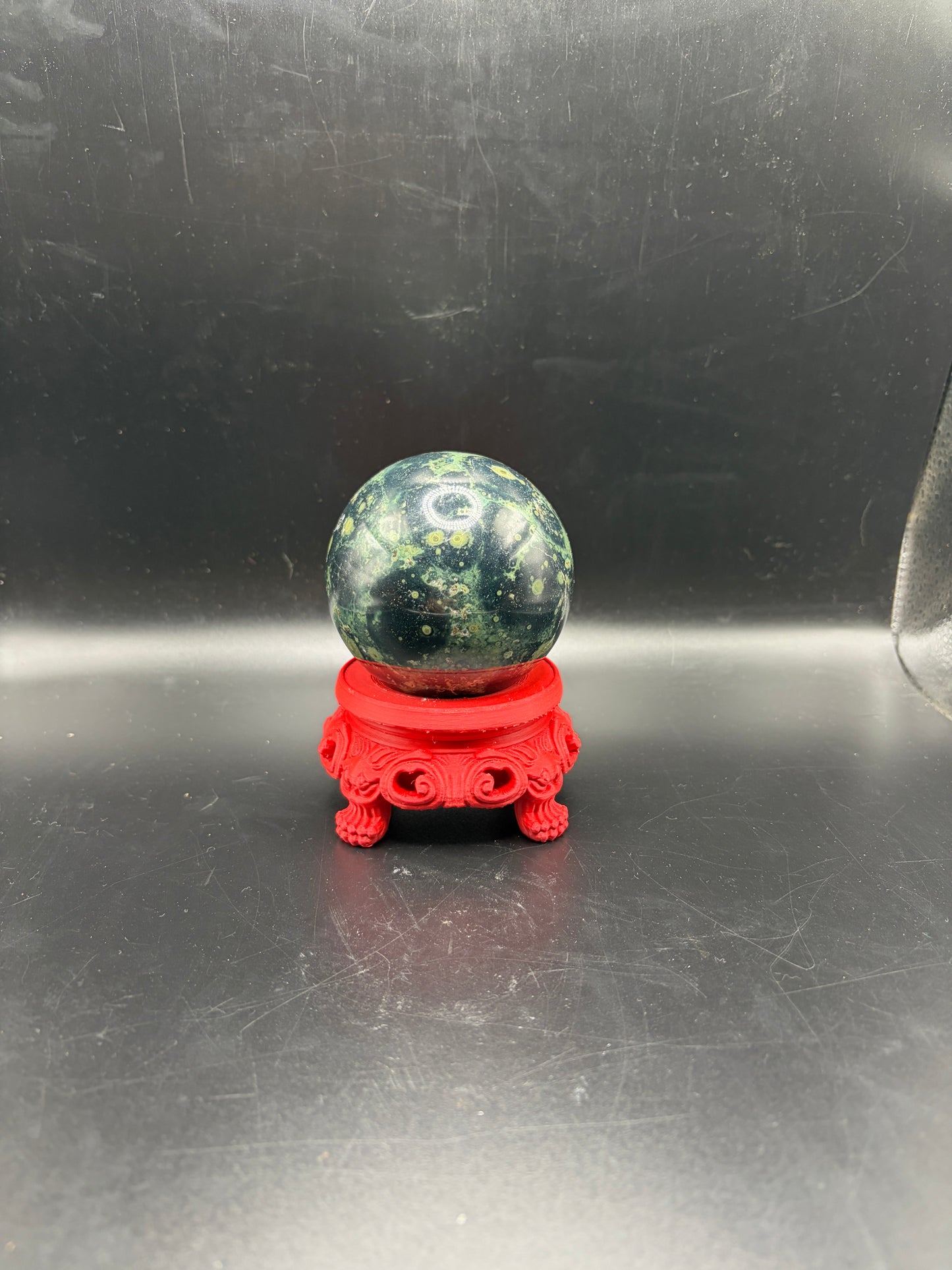 Kambaba Jasper Crystal Sphere 560g – Large Natural Polished Healing Crystal Ball for Grounding, Meditation & Home Decor