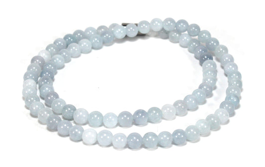 Discover the Serene Beauty of an Aquamarine Necklace