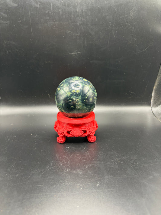 Kambaba Jasper Crystal Sphere 560g – Large Natural Polished Healing Crystal Ball for Grounding, Meditation & Home Decor
