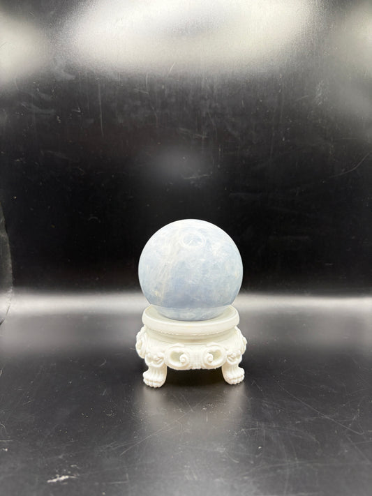 Blue Calcite Crystal Sphere 585g – Large Natural Polished Healing Crystal Ball for Calmness, Communication & Spiritual Decor