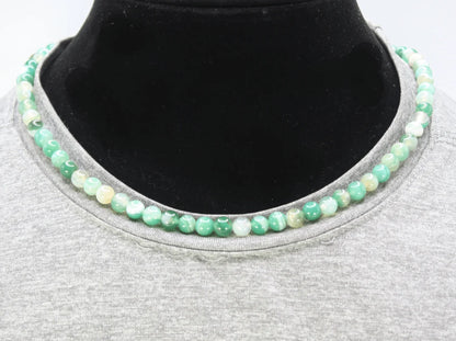 Lush Harmony: Green Agate Necklace - Whisper of the Forest