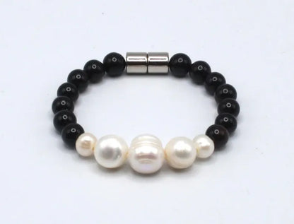 Onyx and Graduated Pearl Bracelet - Gemstone Jewelry - Healing Crystal Bracelet for Men/Women